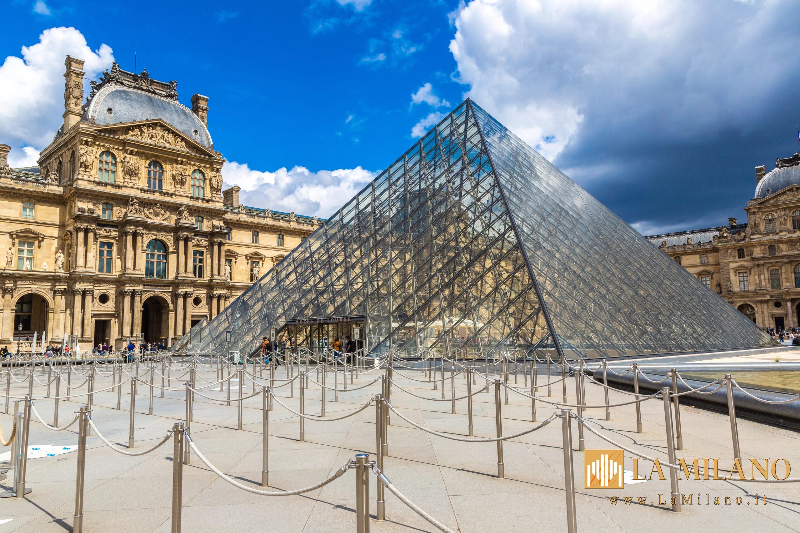 Fermati due dei quattro sospettati del furto al Louvre
