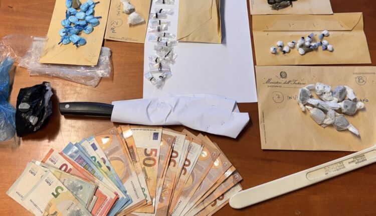 Roma, maxi operazione antidroga: 60 arresti e sequestri per oltre 19 chili di stupefacenti