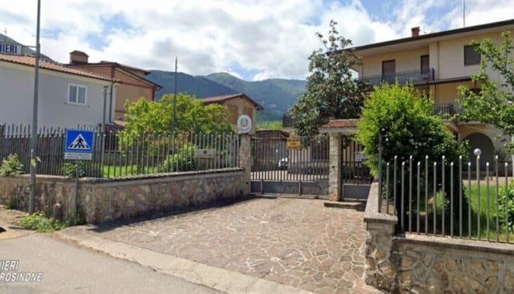 Patrica, maltrattamenti in famiglia: 46enne allontanato da casa e sottoposto a braccialetto elettronico