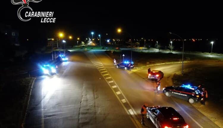 Campi Salentina: controlli straordinari dei Carabinieri per alcol, droga e sicurezza sul lavoro.