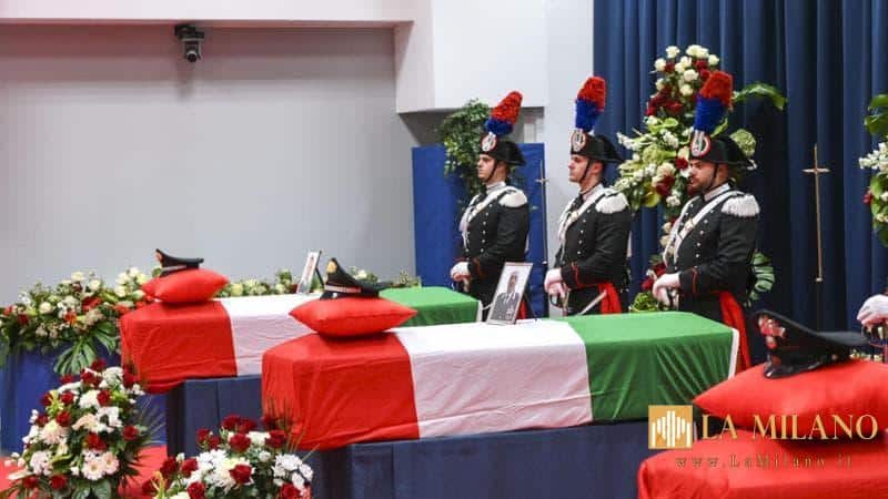 Funerali tre carabinieri di Castel d’Azzano. Monsignor Saba: "Il volto bello dell’umanità sta nel servire il prossimo.”