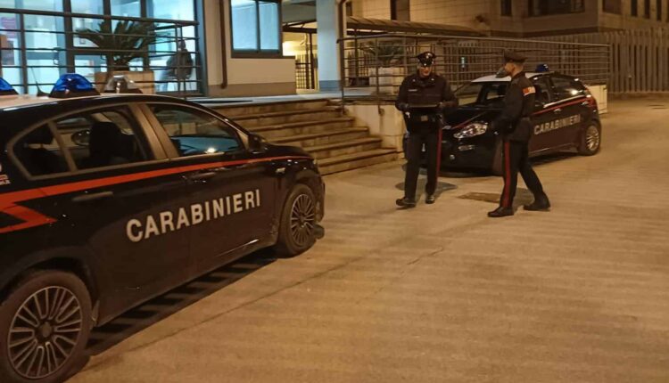 Tolentino, 50enne arrestato per aggressione alla moglie e resistenza ai Carabinieri