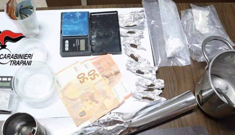 Trapani: case popolari Fontanelle Sud scoperte essere un bunker della droga.