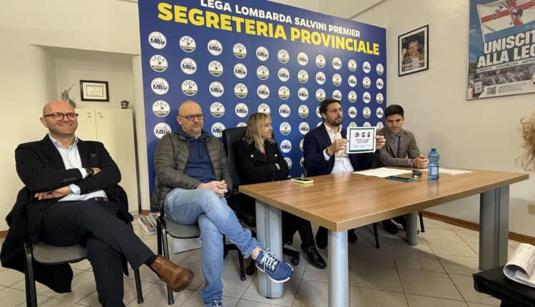 Lissone, la Lega lancia da Monza la “battaglia di civiltà”: stop al velo islamico integrale negli edifici pubblici