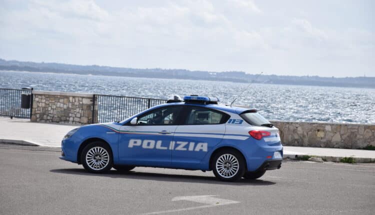 Lecce: arresti domiciliari per un 35enne indagato per istigazione a delinquere con finalità di terrorismo