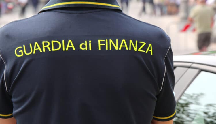 Operazione della Guardia di Finanza di Brescia: otto arresti per tentato omicidio, droga e frodi fiscali