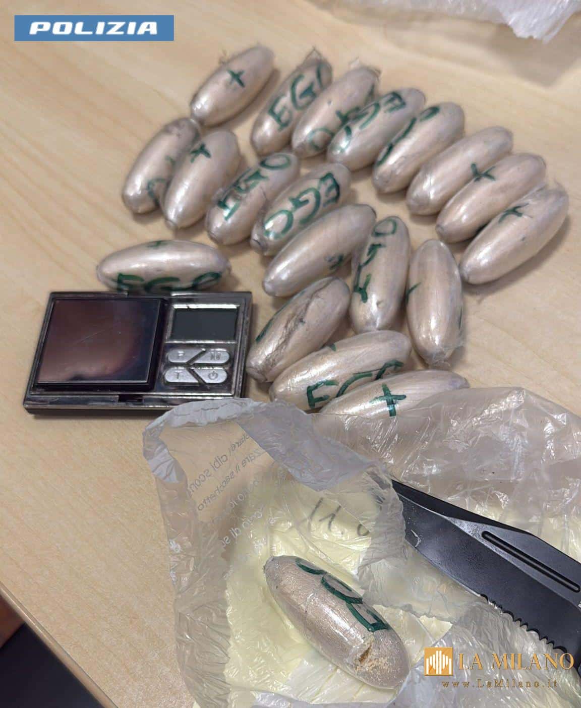 Roma, fugge nella metro Piramide con 20 ovuli di eroina: arrestato 27enne tunisino dalla Polizia di Stato