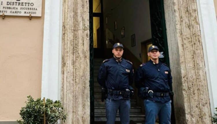 Roma, notte di paura sul Ponte del Gelsomino: due agenti della Polizia di Stato salvano un giovane dal suicidio