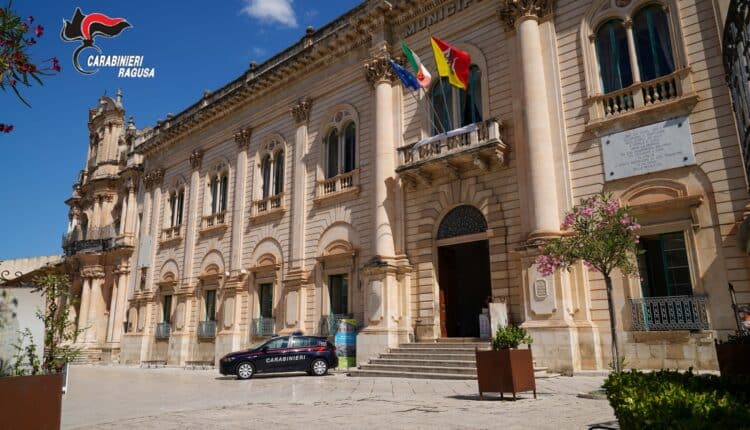 Scicli, 17enne denunciato per droga: trovato con hashish e oltre mille euro in contanti