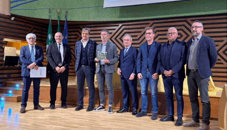 Cremona, Regione Lombardia premia 32 nuove attività storiche: Guidesi “Valorizziamo chi incarna la forza della nostra terra”