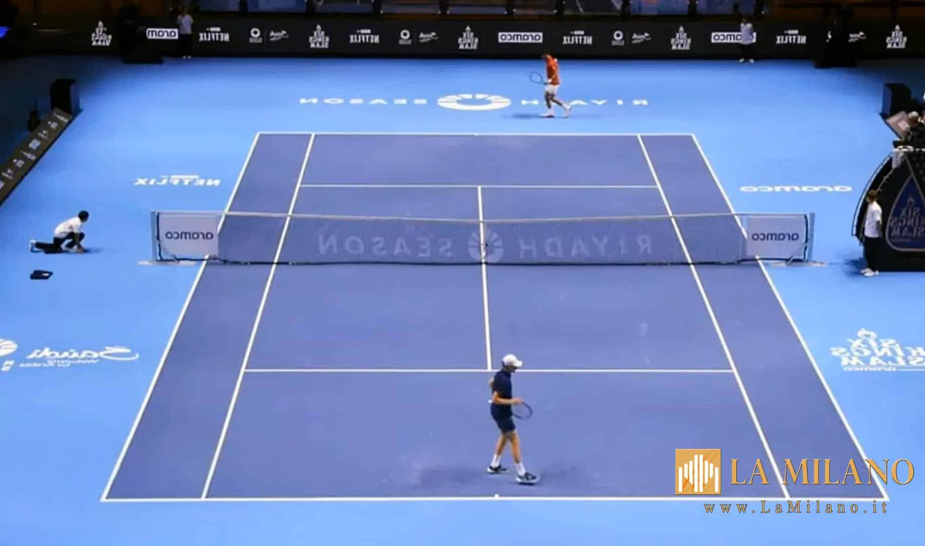 Six Kings Slam: Djokovic piegato in due set, Sinner conquista la finale contro Alcaraz