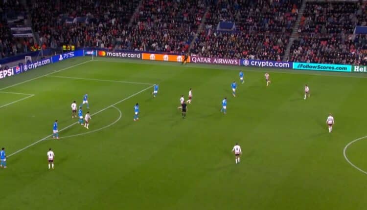 Champions League: il Napoli sbanda a Eindhoven e ne prende sei dal Psv. l'Inter cala il poker in belgio