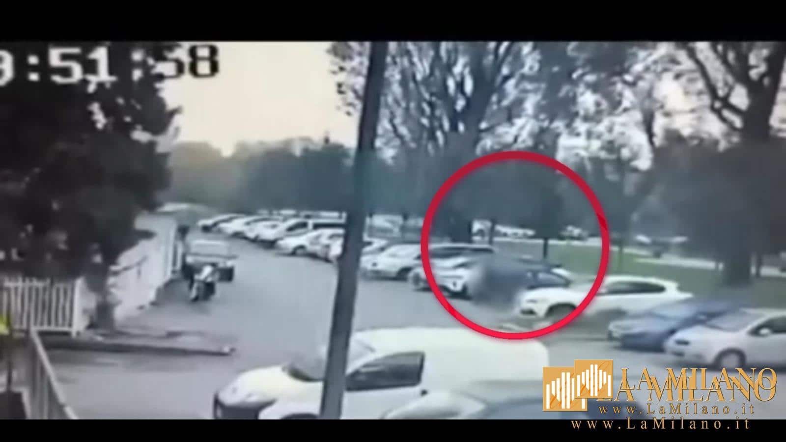 Milano, femminicidio a Bruzzano: Luciana Ronchi uccisa dall’ex compagno. L’orrore ripreso dalle telecamere