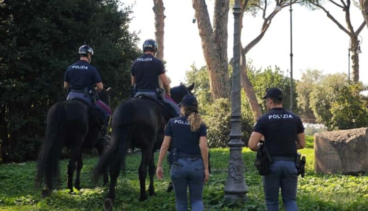 Roma, maxi-controlli a Colle Oppio: arresti, espulsioni e lotta all’abusivismo vicino al Colosseo