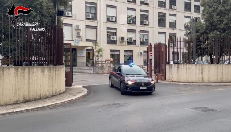 Monreale, arrestata coppia per abusi sessuali sui figli minori: l’allarme lanciato dalla bambina grazie a Telefono Azzurro