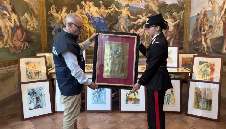 Parma: opere false attribuite a Dalì poste in mostra.