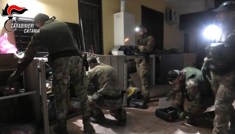 Catania, sgominata banda delle “rapine in villa”: sette arresti, sequestri e riti esoterici per propiziare i colpi