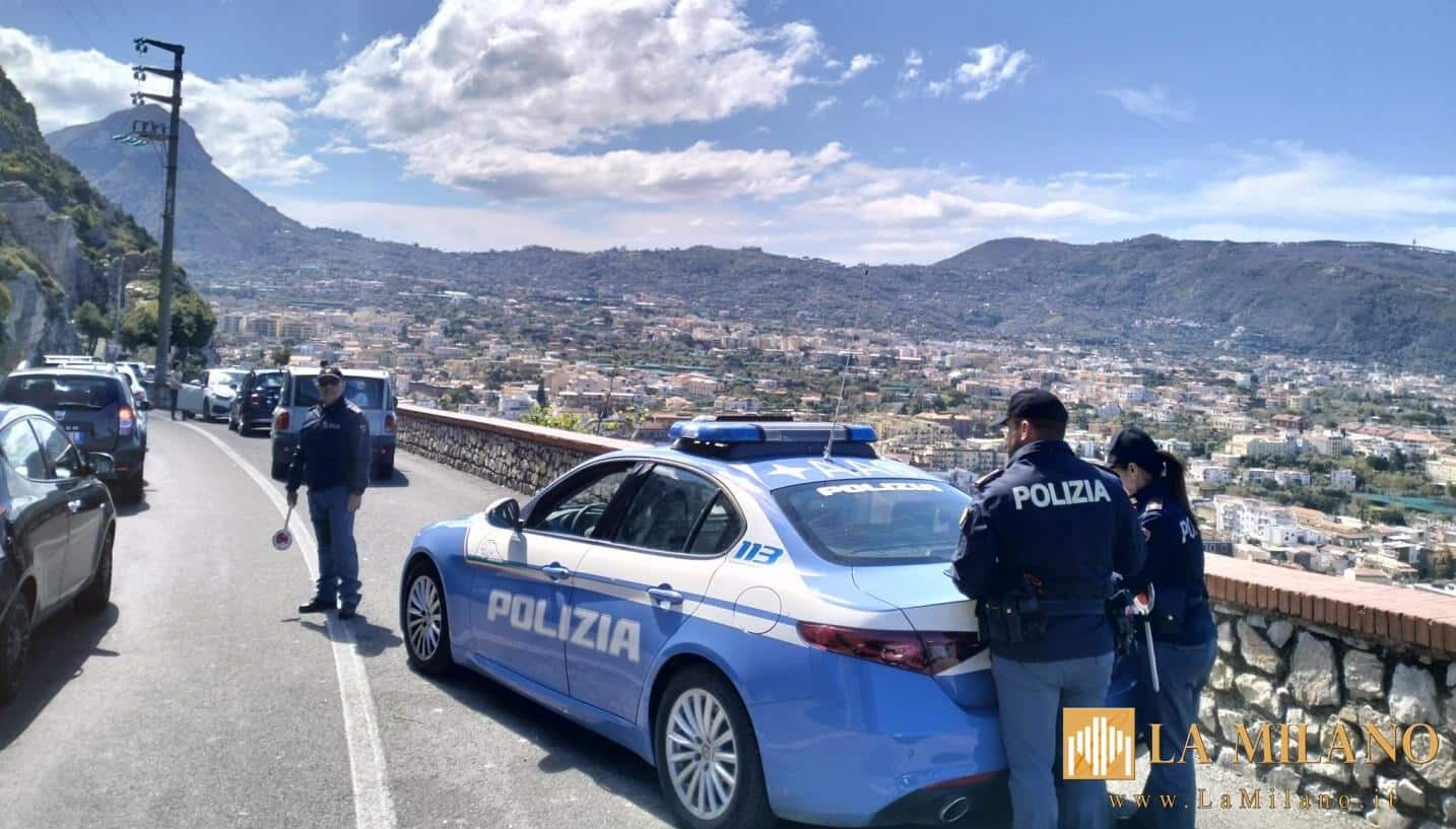 Napoli: arrestato 25enne per tre episodi di furto, tutti nella stessa notte.