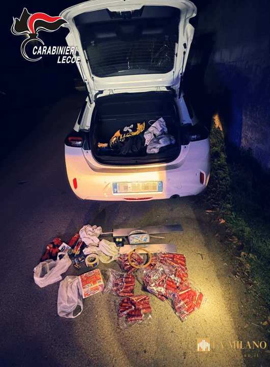 Notte di controlli a Lecce: due ventenni arrestati con un arsenale esplosivo pronti all’assalto ai bancomat
