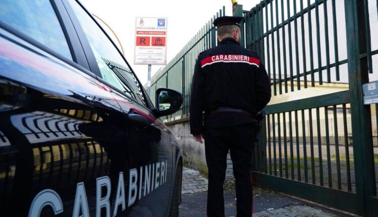 Lusciano, rissa in piazza: 5 persone denunciate per lesioni aggravate ai danni di un 47enne