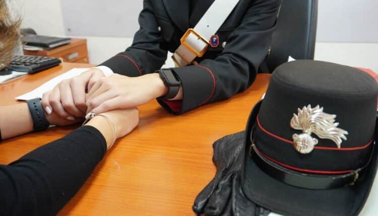 Santa Maria Capua Vetere, lite in casa degenera: 20enne denunciato per violenza sulla compagna incinta