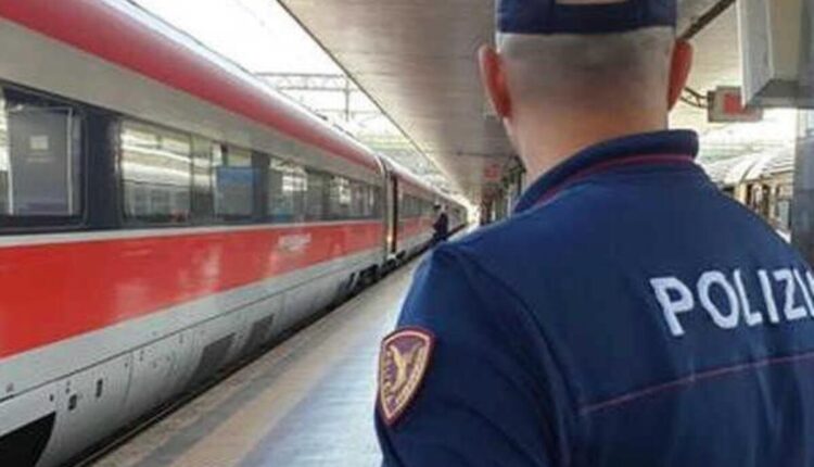 Roma, truffa ai danni di un’anziana signora: arrestato un pluripregiudicato con refurtiva