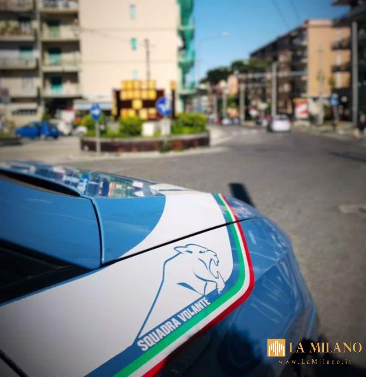 Napoli e provincia, 2 arresti per violenza di genere: a Santa Lucia tenta di entrare in casa della ex, a Caivano picchia l’ex moglie