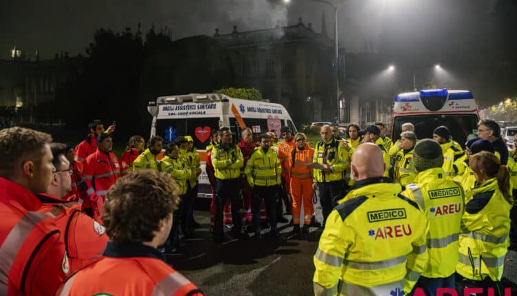 Milano, AREU guida la maxi esercitazione nel Passante: 24 feriti simulati e un PMA operativo in pochi minuti
