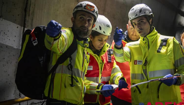 Milano, AREU guida la maxi esercitazione nel Passante: 24 feriti simulati e un PMA operativo in pochi minuti