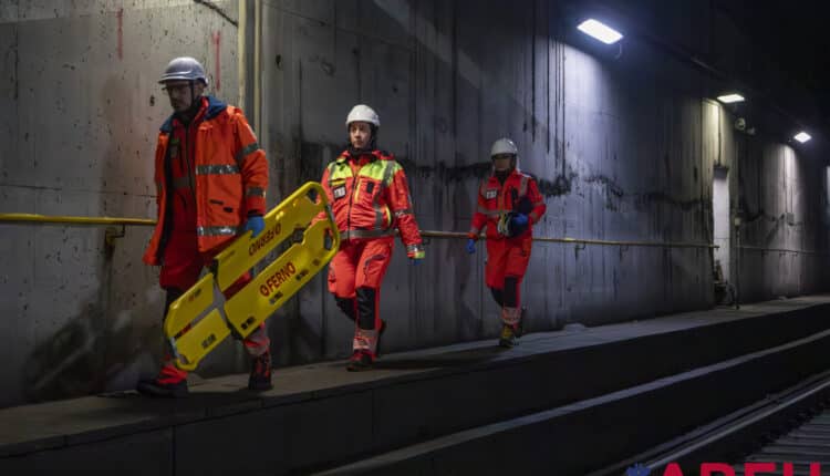 Milano, AREU guida la maxi esercitazione nel Passante: 24 feriti simulati e un PMA operativo in pochi minuti