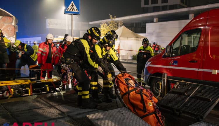 Milano, AREU guida la maxi esercitazione nel Passante: 24 feriti simulati e un PMA operativo in pochi minuti