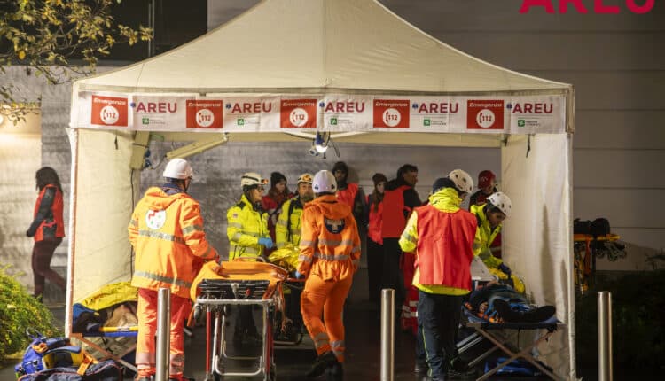 Milano, AREU guida la maxi esercitazione nel Passante: 24 feriti simulati e un PMA operativo in pochi minuti