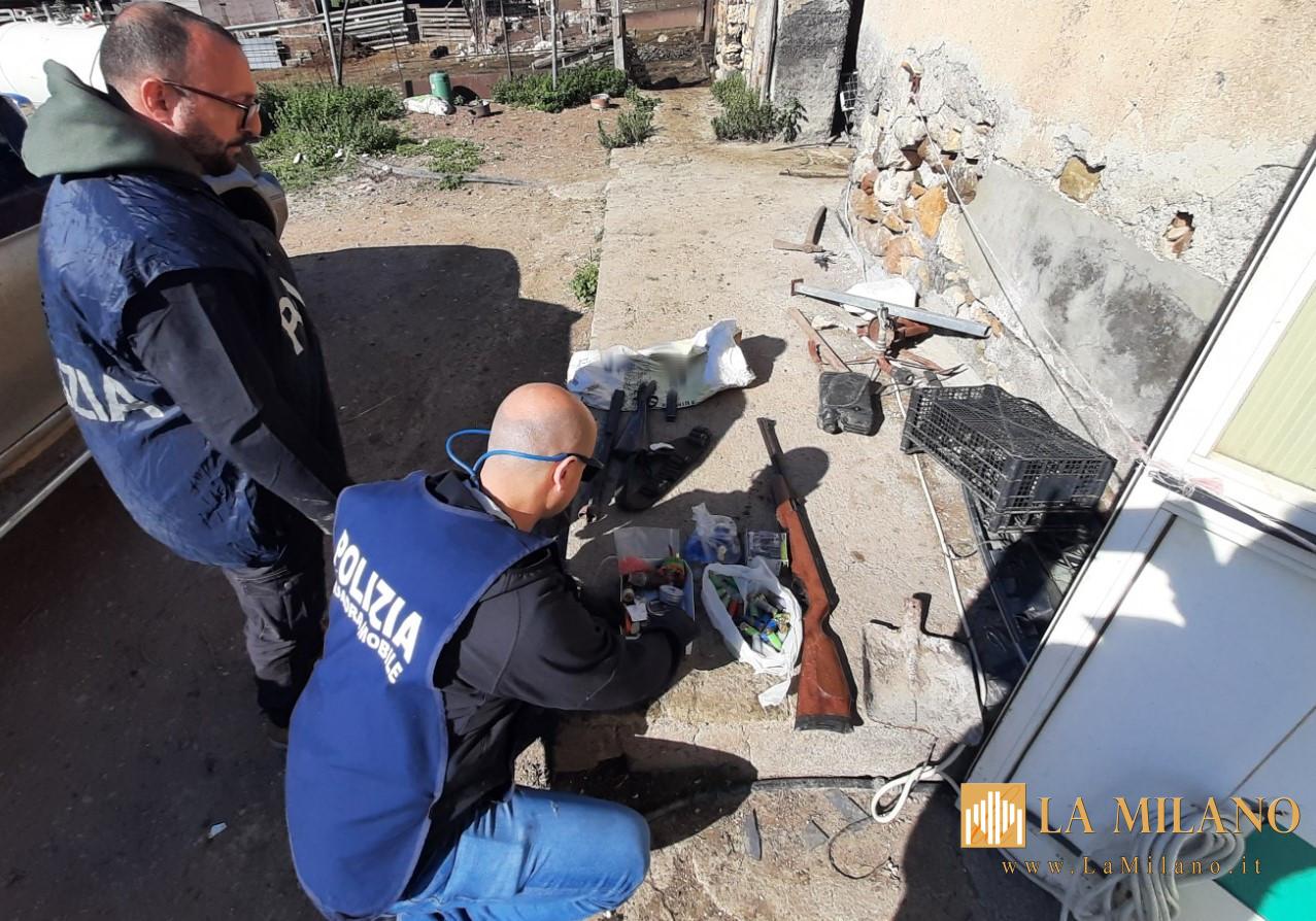 Sfruttamento, tratta di esseri umani e crudeltà sugli animali: tre arresti nel Catanese dopo un’indagine della Squadra Mobile