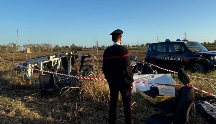 Terra dei Fuochi: maxi operazione dei Carabinieri di Mondragone. Sequestrate 6 aree abusive e 4 persone denunciate