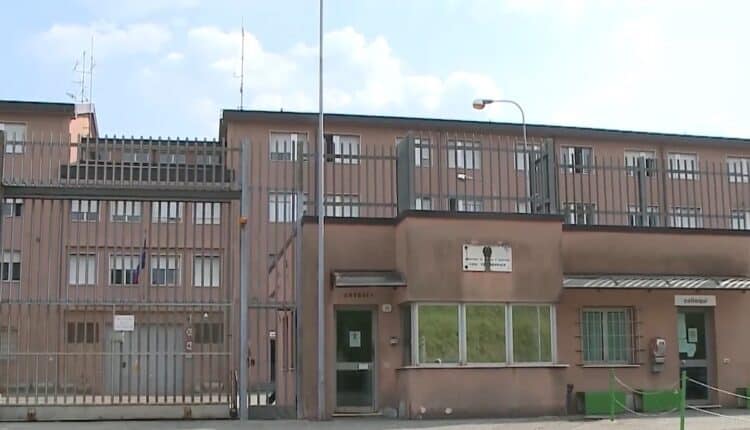 Rivolta nel carcere di Como dopo un tentativo di evasione: quattro feriti, grave un detenuto. Maxi intervento delle forze dell’ordine.