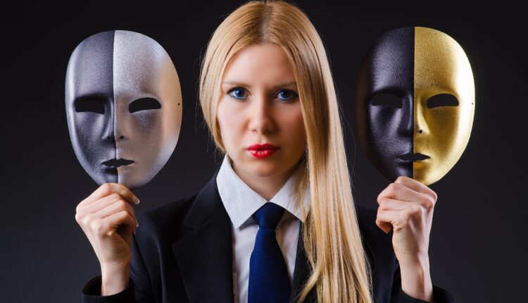 Come distinguere una foto reale da una foto artificiale?