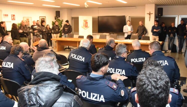 Trento, maxi-operazione della Polizia: 23 misure cautelari contro due gruppi criminali dediti a furti e droga