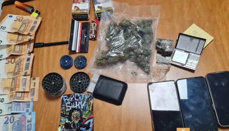Martina Franca: arresto per spaccio e denuncia di due minori.