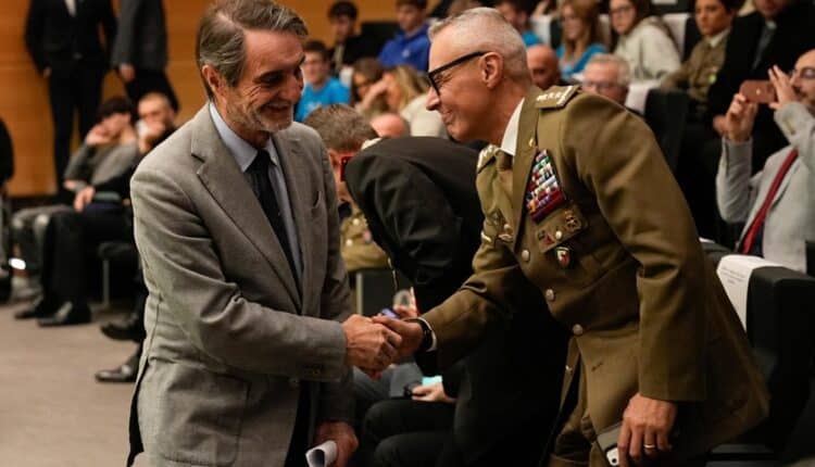 Lombardia: consegnate le borse di studio in memoria dei caduti di Nassiriya 2024/2025