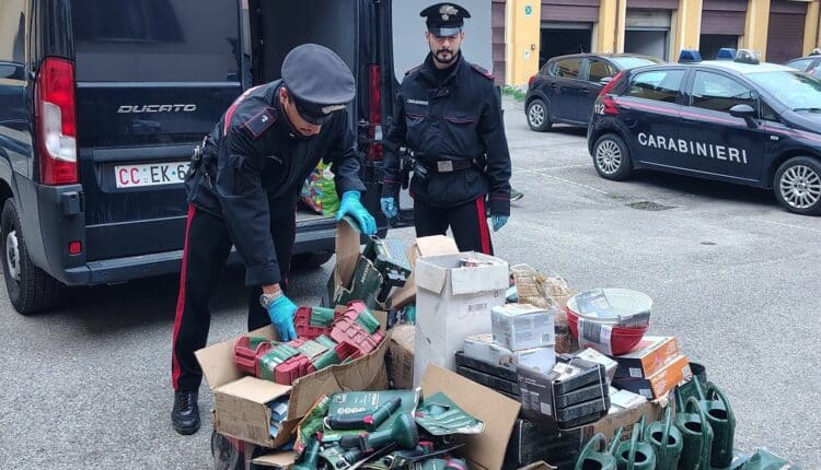 Forlì: 42enne arrestato dai Carabinieri per detenzione illegale di armi e ricettazione. Denunciato un complice