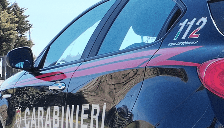 Floridia: smantellata piazza di spaccio in via Marina di Melilli.