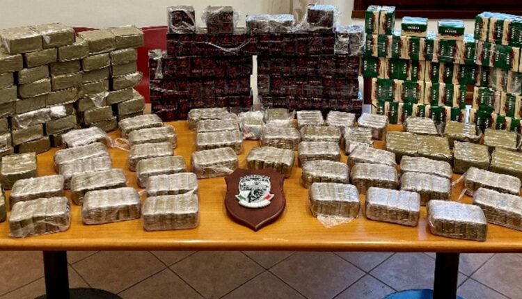 Firenze: maxi sequestro di hashish, arrestati due coniugi.