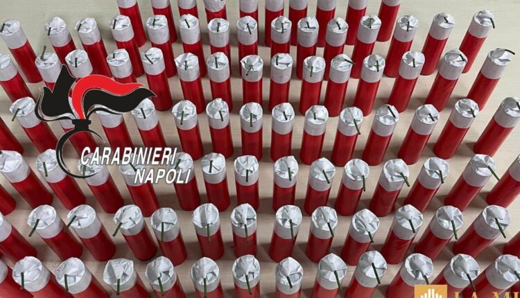 Napoli: arrestato 25enne con 100 candelotti illegali in auto.