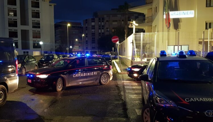 Ostia, maxi operazione antidroga dei Carabinieri: 12 arresti per spaccio e detenzione di stupefacenti