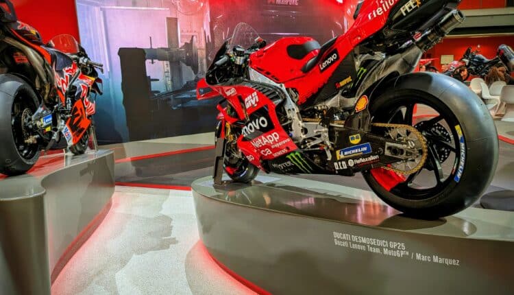 EICMA 2025: a Milano il salone delle due ruote torna con oltre 730 espositori e un +20% di biglietti venduti.