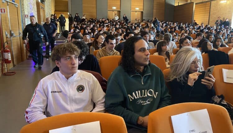 Ancona si conferma hub dell’innovazione giovanile con StartAn 2025: oltre 400 studenti, 50 startup e una giornata di confronto su idee, impresa e futuro