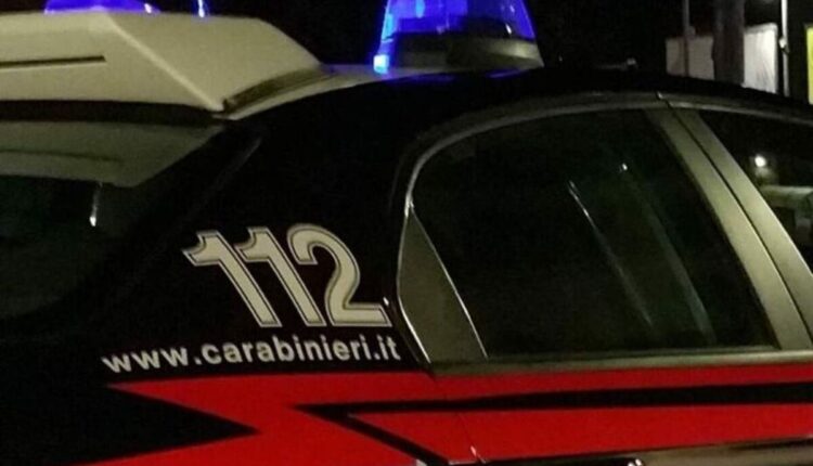 Aggressione sul treno Ponte San Pietro–Milano: giovane passeggera ferita, denunciato 26enne ad Arcore