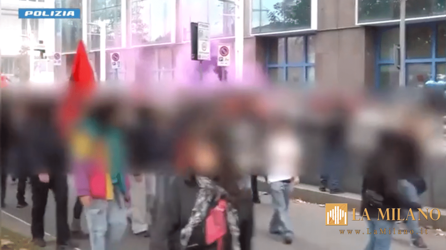 Torino, convalidato l’arresto del 18enne che colpì due poliziotti durante la manifestazione “No Meloni Day”