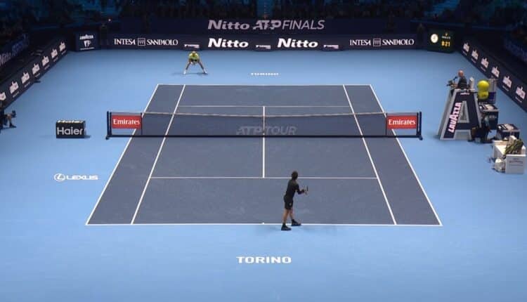 Atp Finals: Musetti si arrende ad Alcaraz, lo spagnolo vola in semifinale e chiude l’anno da numero 1