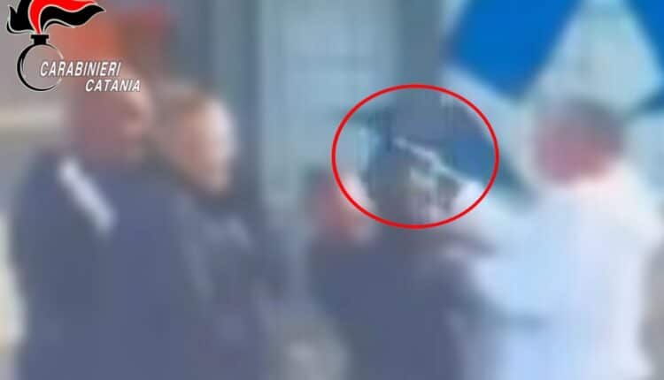 Catania, ex collaboratore di giustizia crea banda di rapinatori: cinque arresti dei Carabinieri